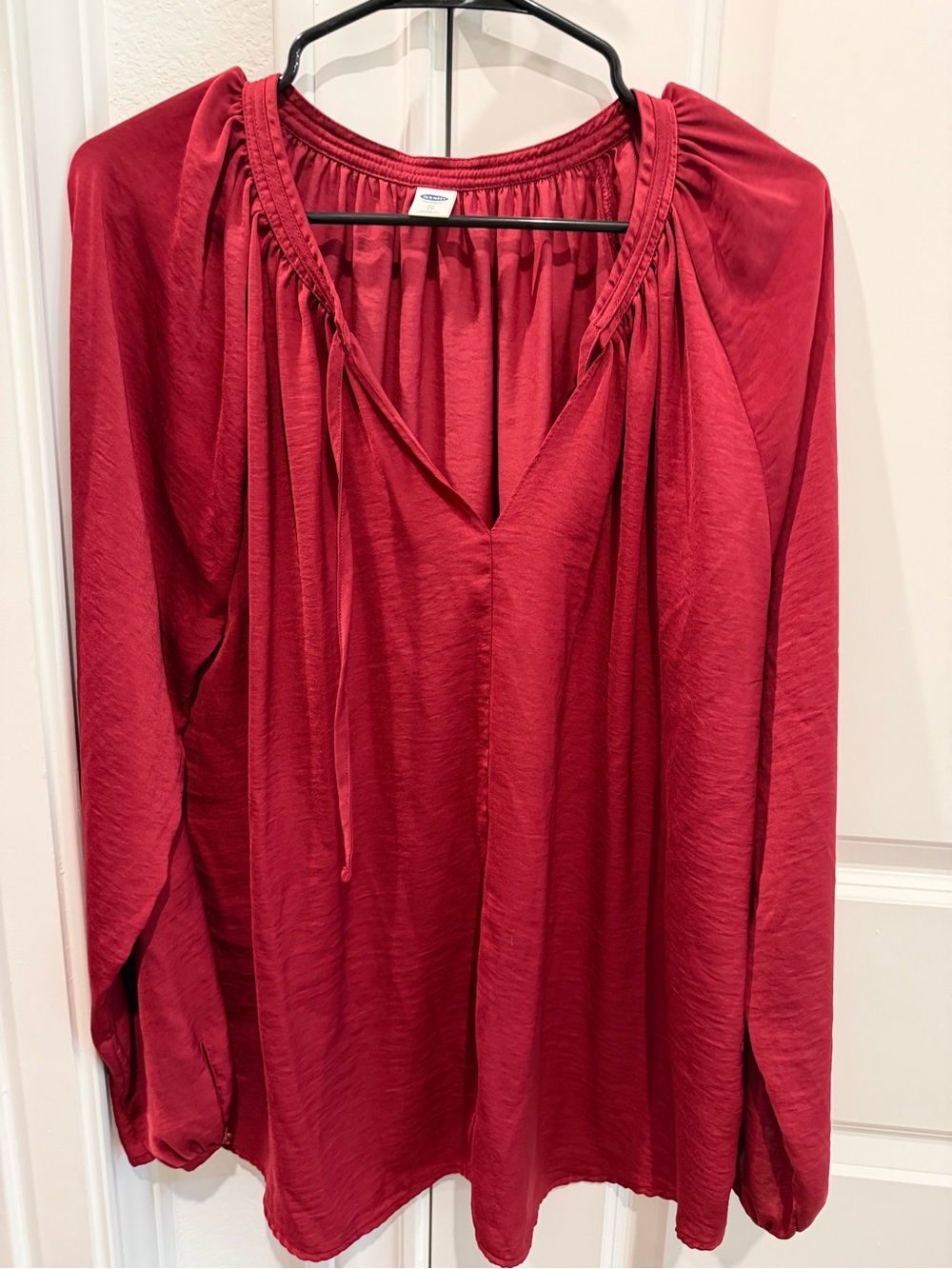 Old Navy Red Long-Sleeve Peasant Blouse